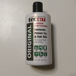 Outdoor Skin Cleanser